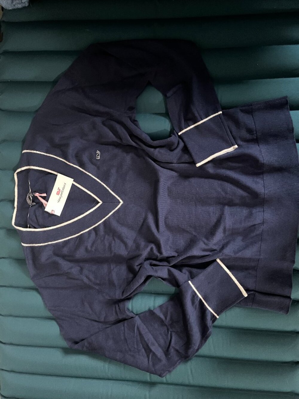Bran new Vineyard vine sweater